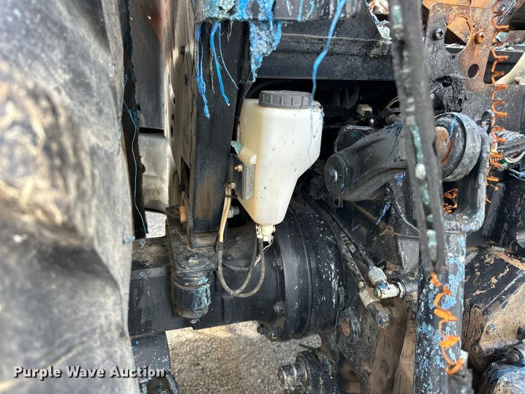 image for item EJ4466 2010 New Holland  T5050 MFWD tractor