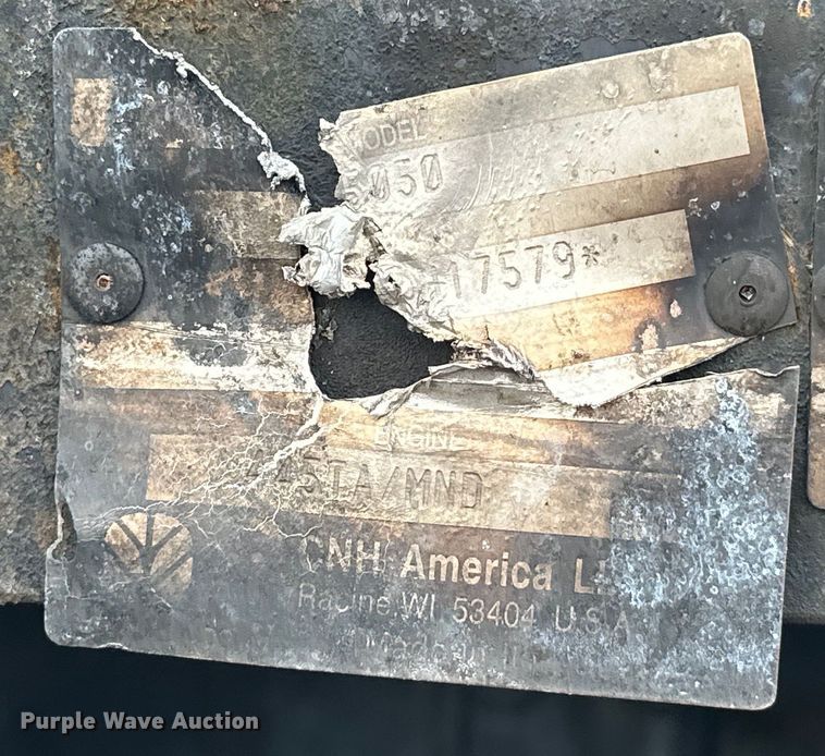 image for item EJ4466 2010 New Holland  T5050 MFWD tractor