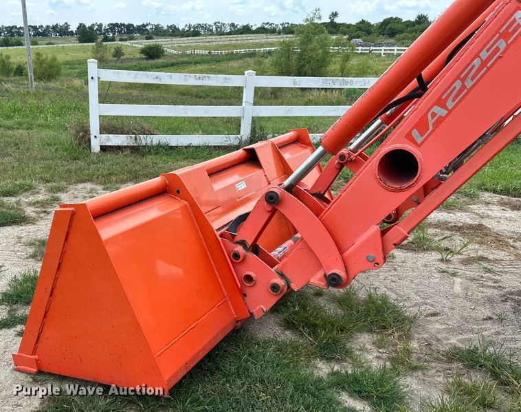 image for item EJ6396 Kubota  M126X MFWD tractor