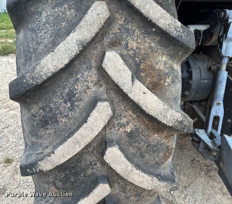 image for item EJ6396 Kubota  M126X MFWD tractor