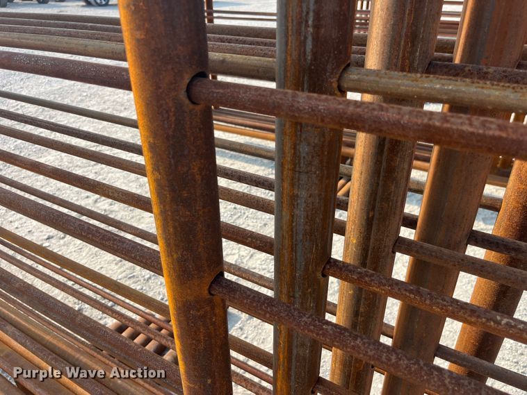 image for item EK8825 Livestock panels