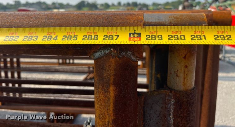 image for item EK8825 Livestock panels