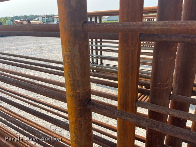 image for item EK8826 Livestock panels