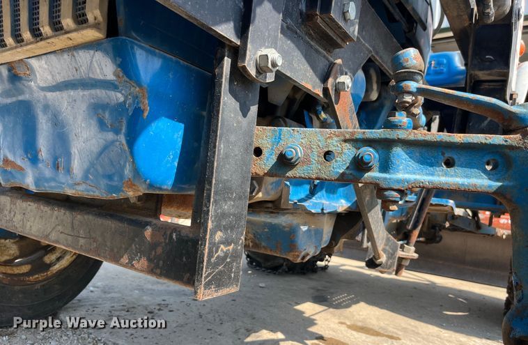 image for item EK8879 1972 Ford 3000 tractor