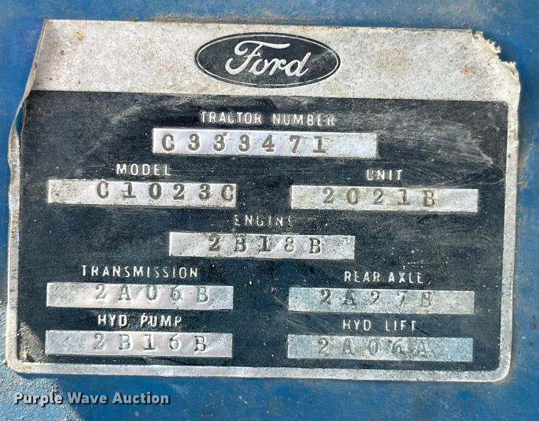 image for item EK8879 1972 Ford 3000 tractor