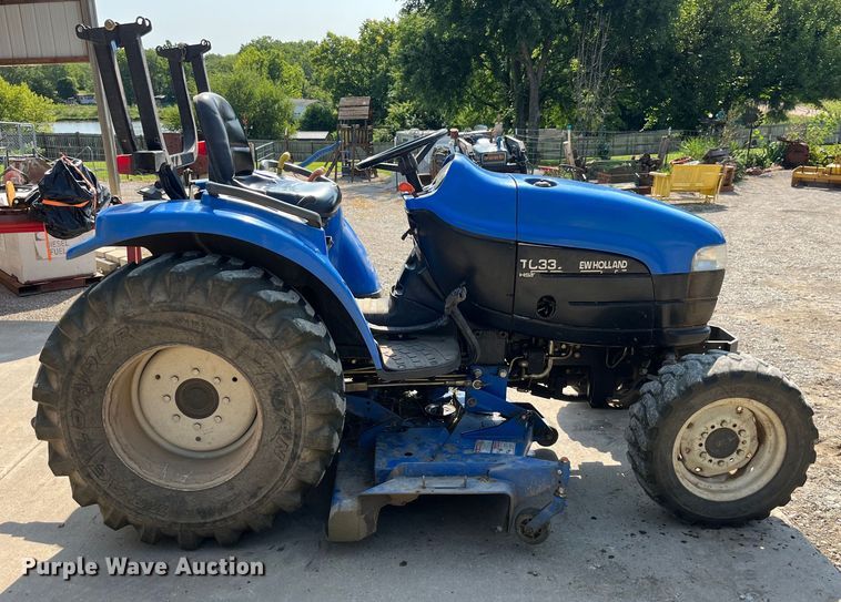 image for item EK8880 New Holland TC33D HST tractor
