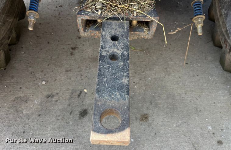 image for item EK8880 New Holland TC33D HST tractor