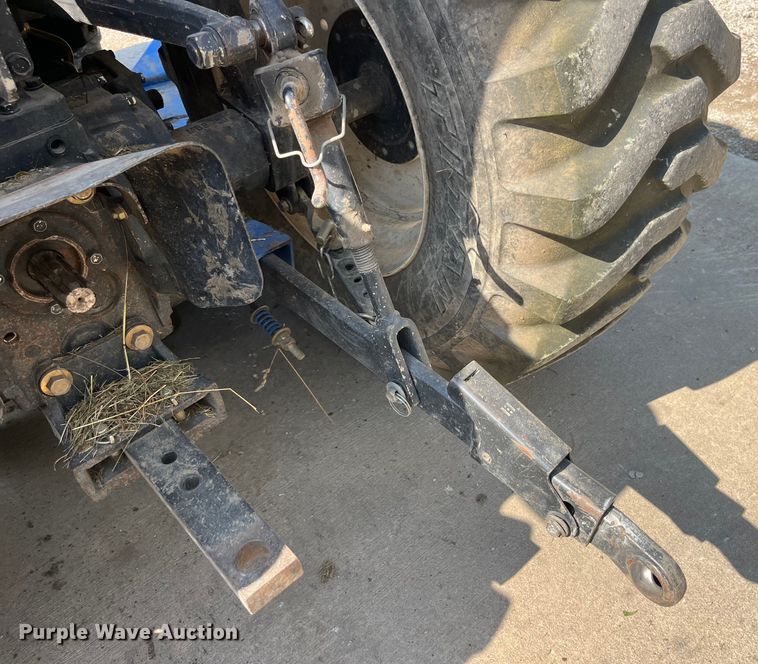 image for item EK8880 New Holland TC33D HST tractor