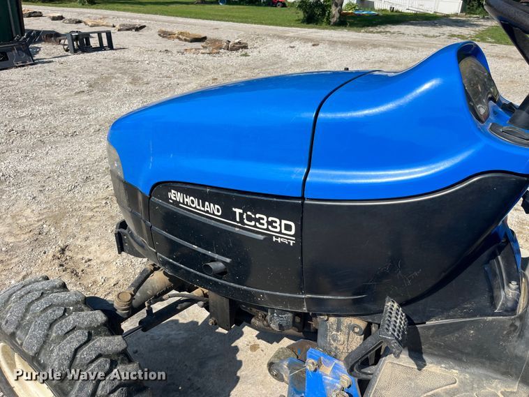 image for item EK8880 New Holland TC33D HST tractor