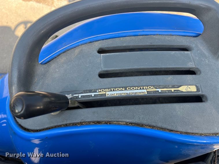 image for item EK8880 New Holland TC33D HST tractor