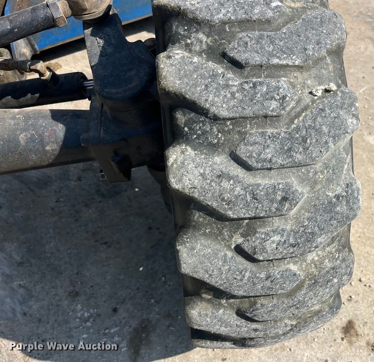 image for item EK8880 New Holland TC33D HST tractor