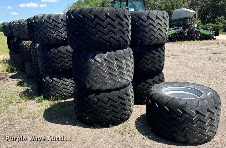 image for item MU9877 Approximately 43 Alliance 620/40R22.5 tires and wheels