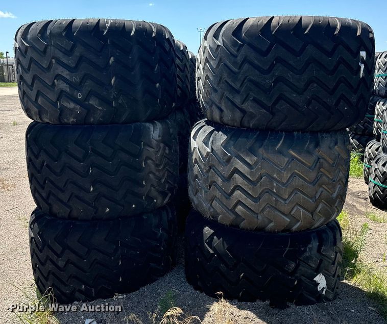 image for item MU9877 Approximately 43 Alliance 620/40R22.5 tires and wheels