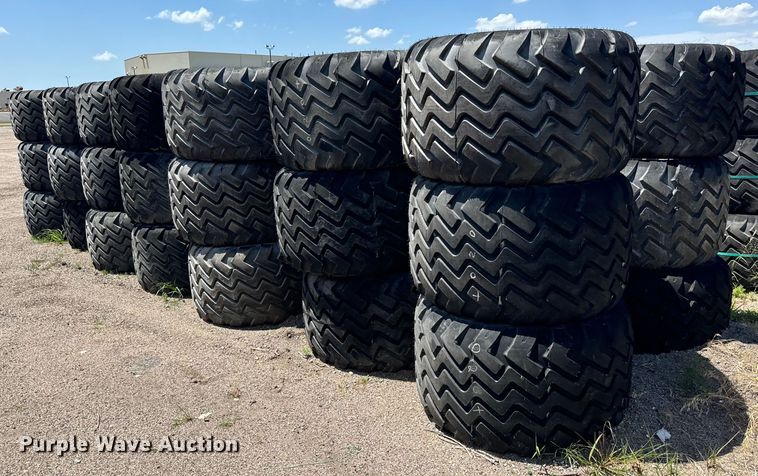 image for item MU9877 Approximately 43 Alliance 620/40R22.5 tires and wheels