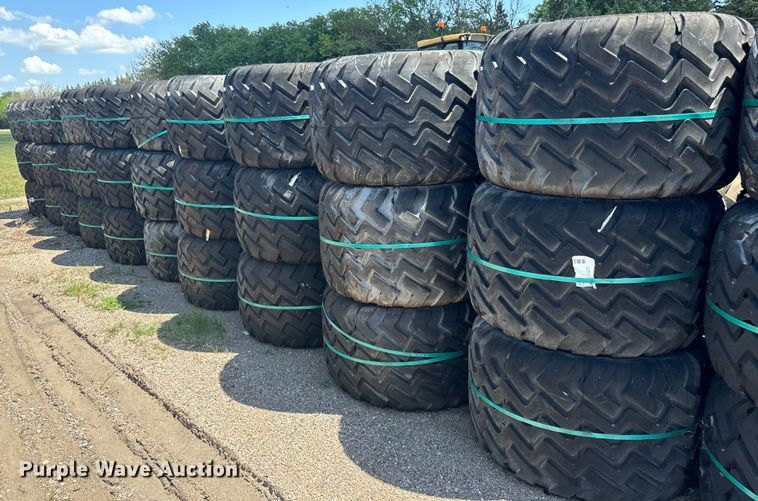 image for item MU9878 Approximately 459 Alliance 620/40R22.5 tires