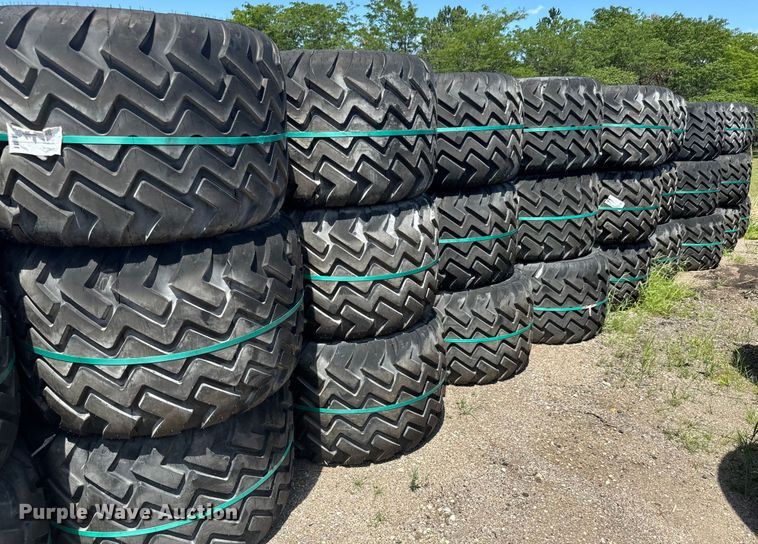 image for item MU9878 Approximately 459 Alliance 620/40R22.5 tires