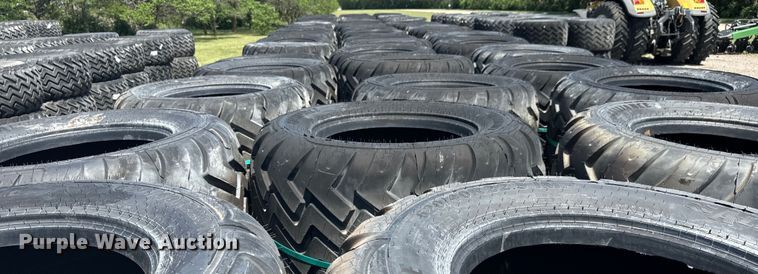 image for item MU9878 Approximately 459 Alliance 620/40R22.5 tires