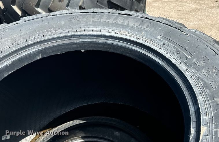image for item MU9878 Approximately 459 Alliance 620/40R22.5 tires