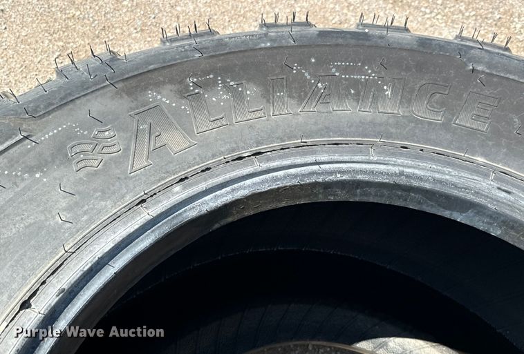 image for item MU9880 Approximately 109 Alliance 710/50R26.5 tires