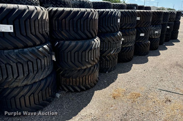 image for item MU9881 (57) Alliance Floatation 328 500/45-22.5 tires