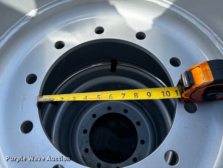 image for item MU9882 (48) Jantsa 22.5xAG24.00H2 wheels