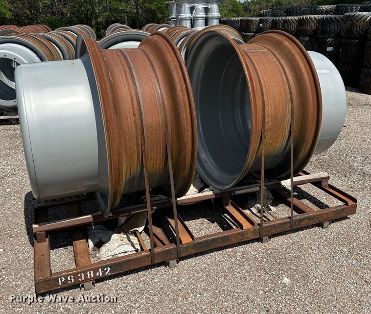 image for item MU9883 (44) Titan 42xDD18 combine wheels