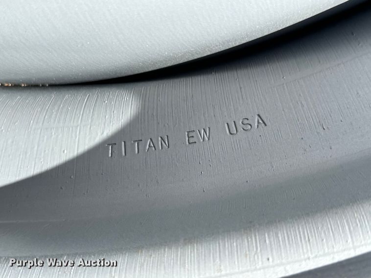 image for item MU9883 (44) Titan 42xDD18 combine wheels