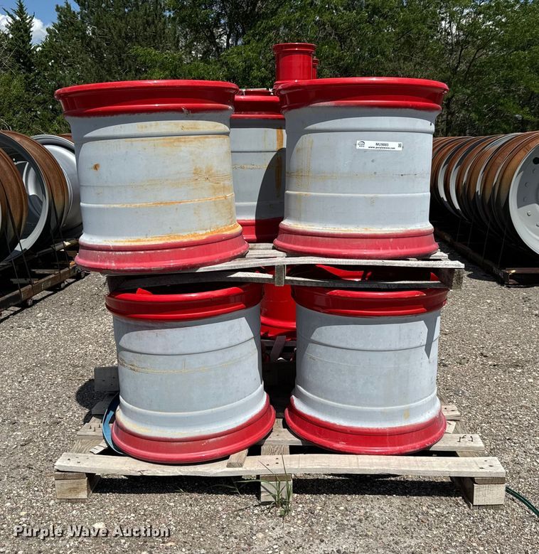 image for item MU9885 Approximately 104 22.5xAG20 wheels