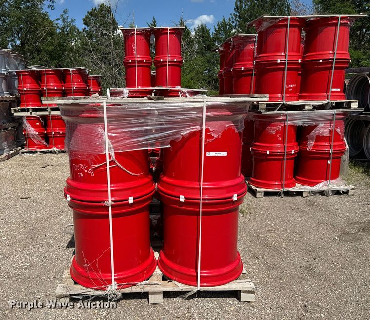 image for item MU9890 Approximately 70 Jantsa 26.5xAG24 wheels