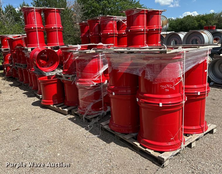 image for item MU9890 Approximately 70 Jantsa 26.5xAG24 wheels