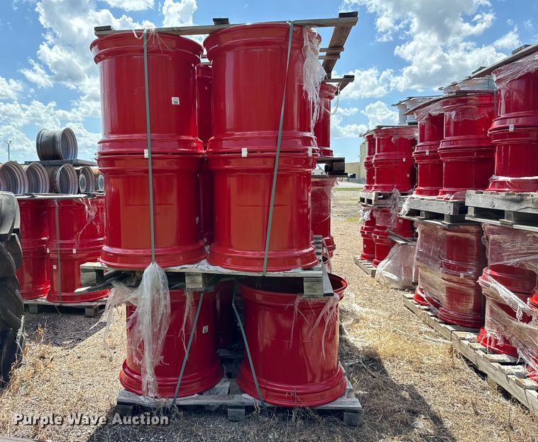 image for item MU9890 Approximately 70 Jantsa 26.5xAG24 wheels