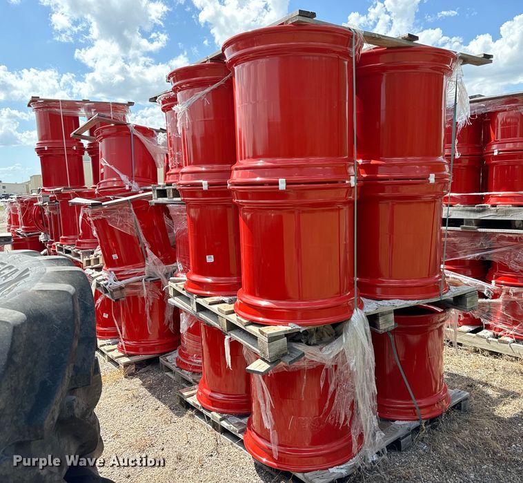 image for item MU9890 Approximately 70 Jantsa 26.5xAG24 wheels