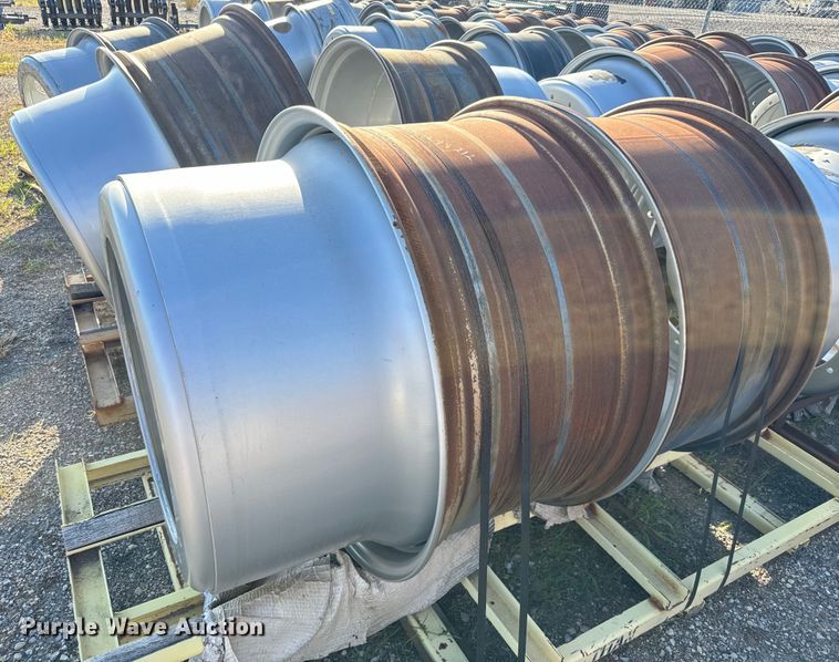 image for item MU9896 Approximately 106 Titan 38xWH18 combine wheels