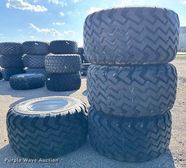 image for item MU9901 (4) Alliance Flotmaster 381 710/50R26.5 IMP tires and wheels