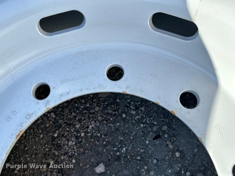 image for item MU9904 Alliance  620/55R26.5 Flotmaster 381 tire and wheel