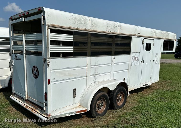 image for item NQ9686 1995 Sundowner Rancher Special livestock trailer