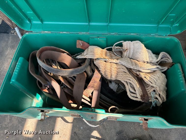 image for item NQ9686 1995 Sundowner Rancher Special livestock trailer