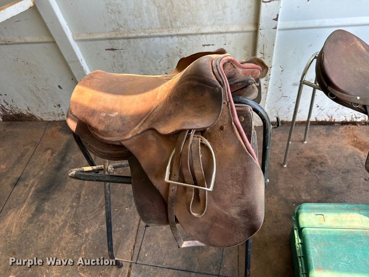 image for item NQ9686 1995 Sundowner Rancher Special livestock trailer