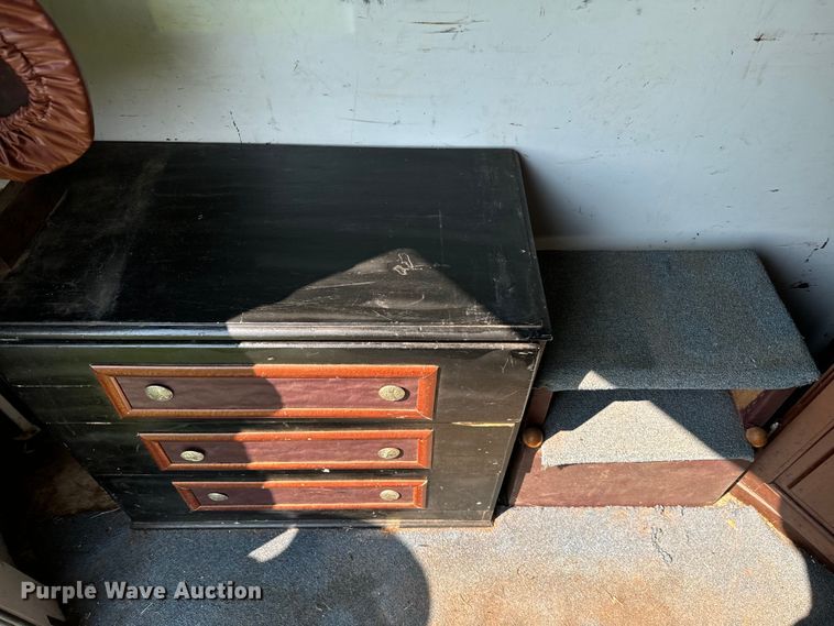 image for item NQ9686 1995 Sundowner Rancher Special livestock trailer