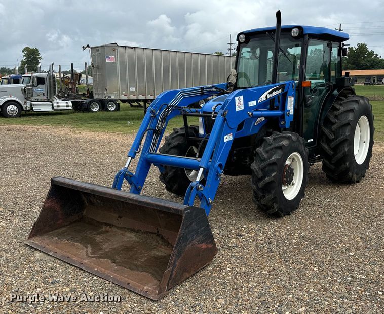 image for item NQ9696 New Holland TN60DA MFWD tractor