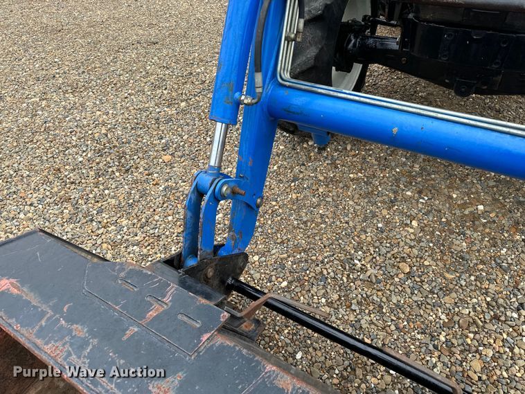 image for item NQ9696 New Holland TN60DA MFWD tractor