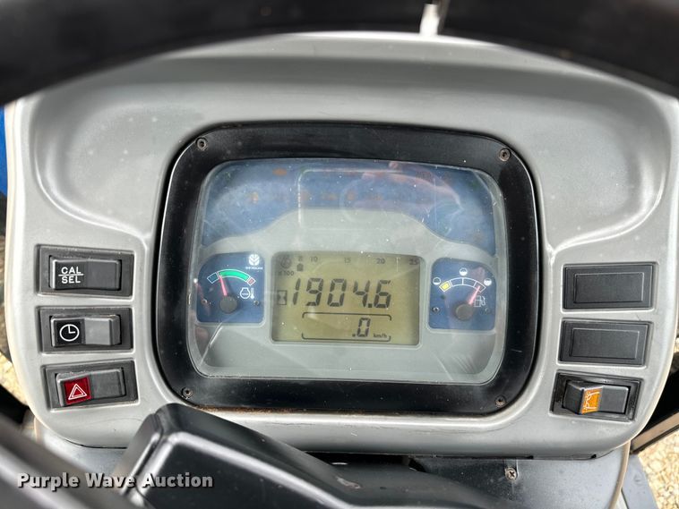 image for item NQ9696 New Holland TN60DA MFWD tractor