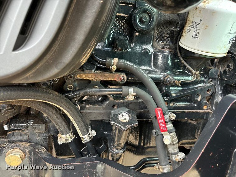 image for item NQ9696 New Holland TN60DA MFWD tractor