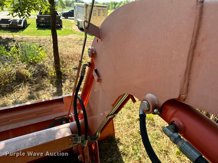 image for item NQ9700 Kubota  LA135 loader bucket