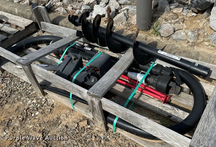 image for item NQ9720 Woods PD35.30 post hole auger