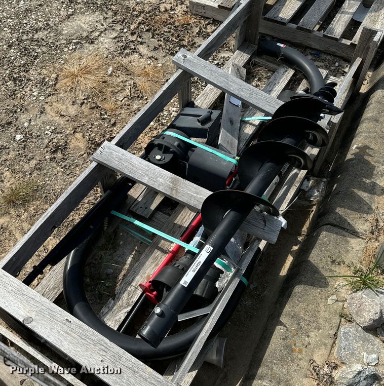 image for item NQ9720 Woods PD35.30 post hole auger