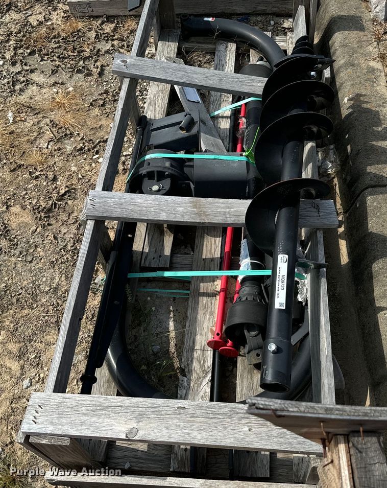 image for item NQ9720 Woods PD35.30 post hole auger