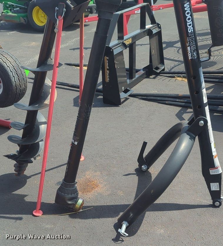 image for item NW9652 Woods PD35.30 post hole auger