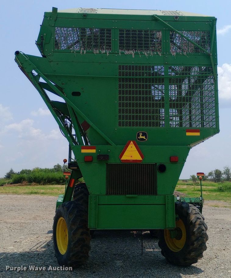 image for item NY9382 2005 John Deere 7460 cotton stripper