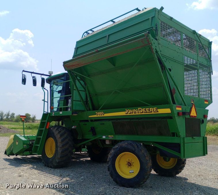 image for item NY9382 2005 John Deere 7460 cotton stripper